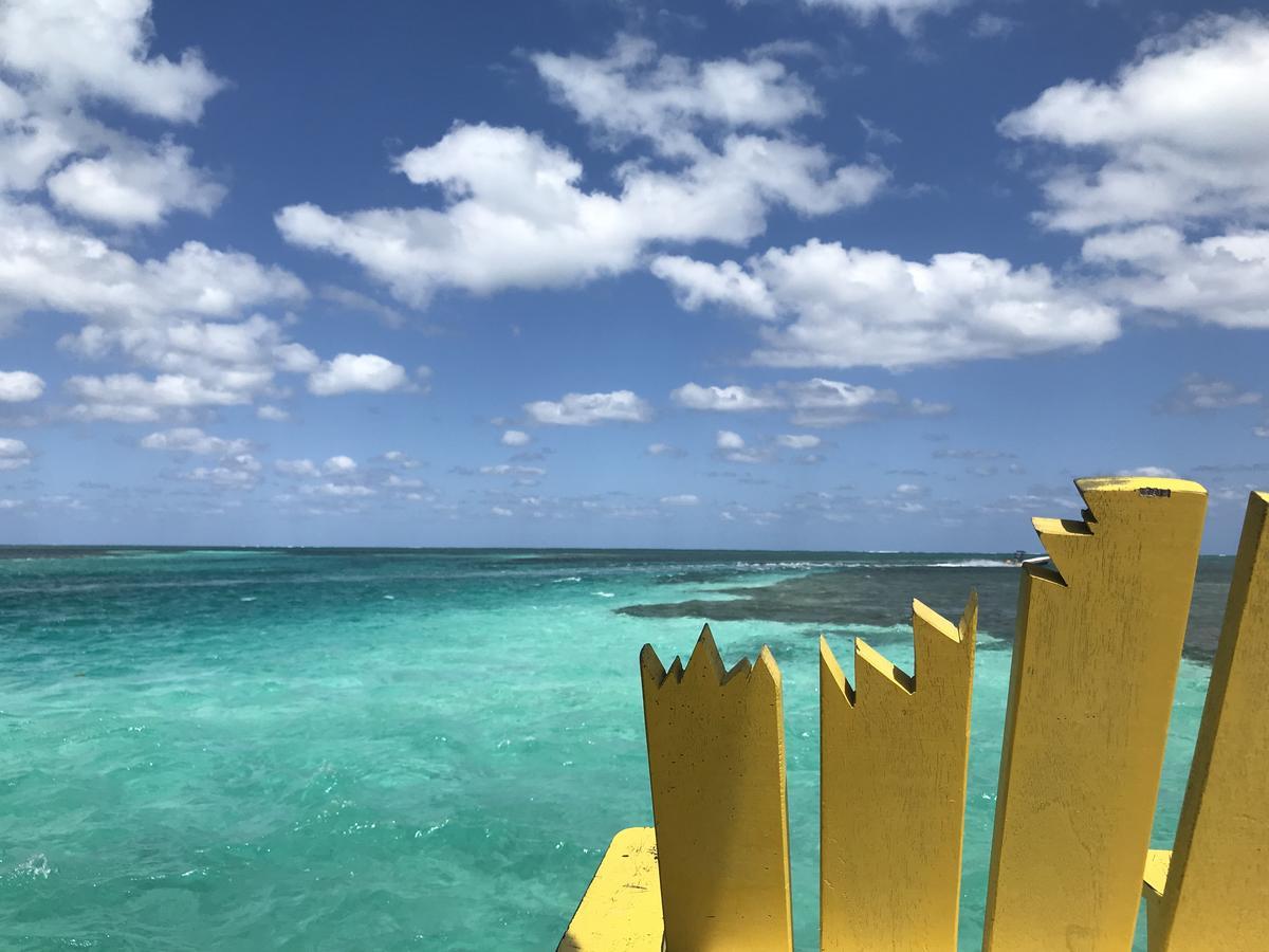 Hotel Dreamcabanas Caye Caulker Exterior foto